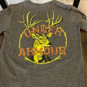 Under Armour T-shirt - Youth Small